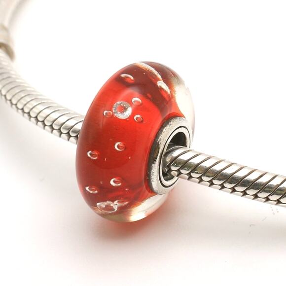 Authentic PANDORA Red Effervescence Glass Murano Charm - 791631CZ - Picture 2 of 10